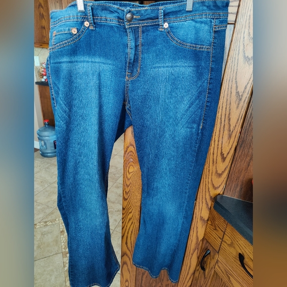 Bootcut jeans - Picture 2 of 3
